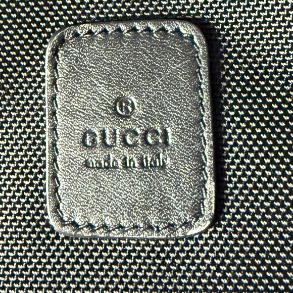 Black Tote Bag – Work or Travel – Zip Top – Crossbody & Shoulder Straps - Picture 3 of 5